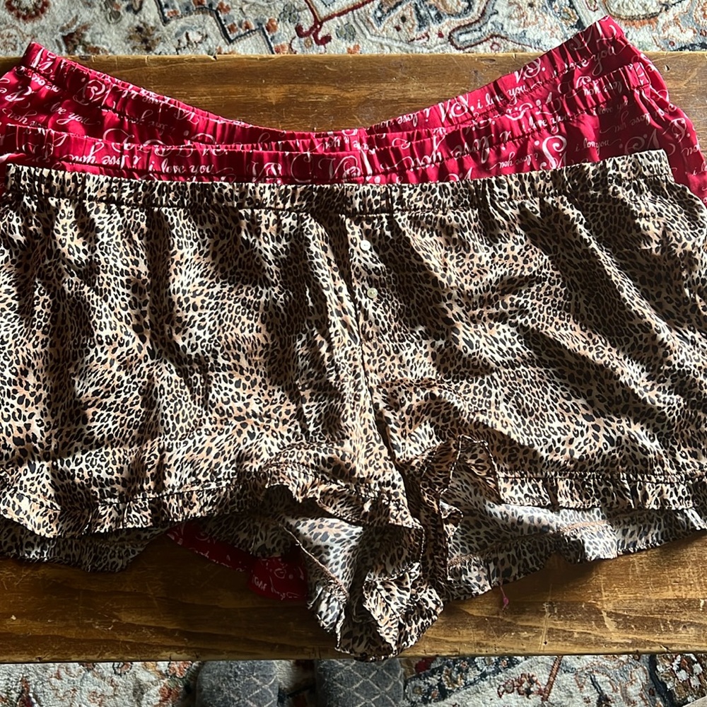 Victoria’s Secret silk boxers XL